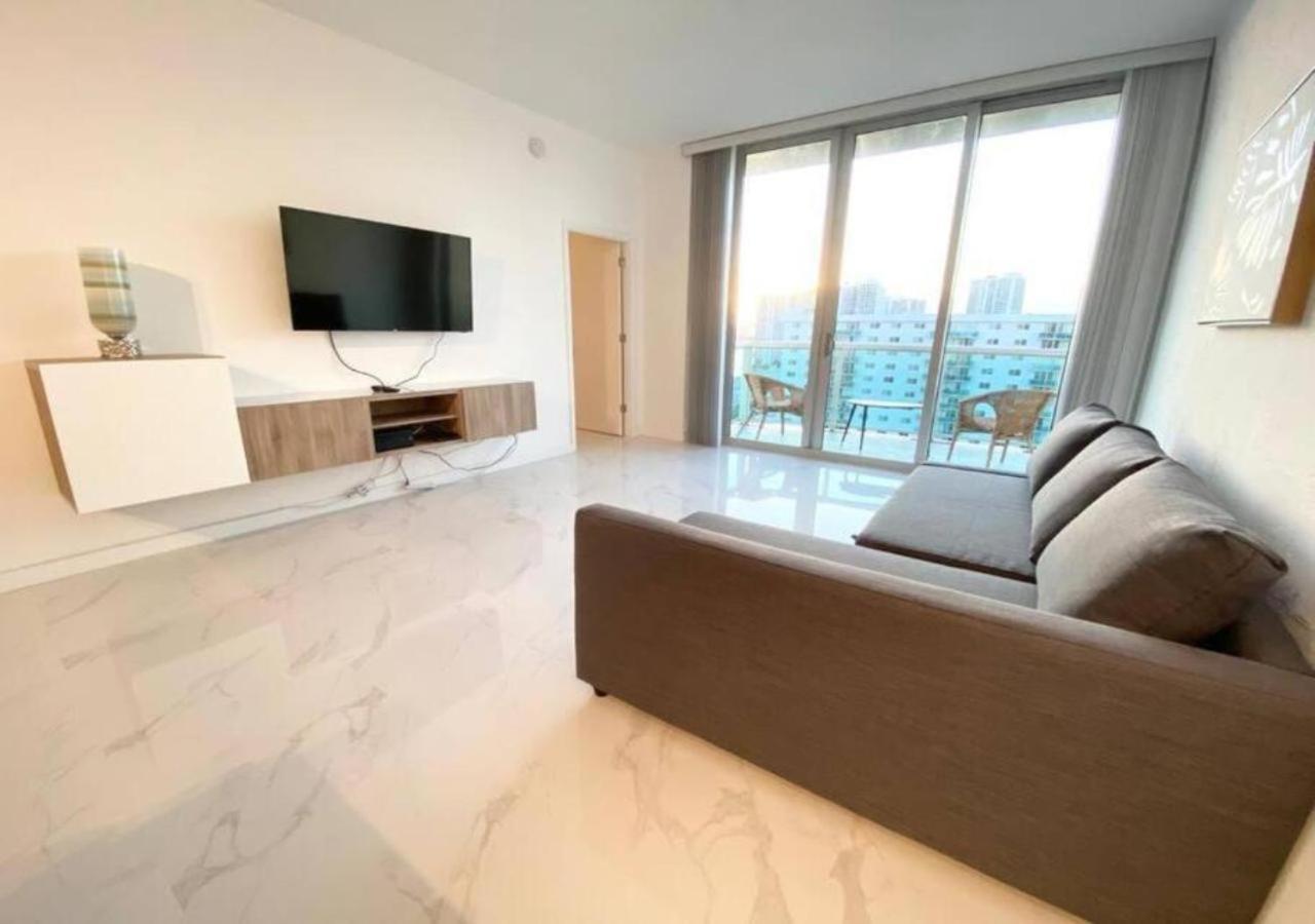 Zen Vacation Rentals Modern Penthouse Across Ocean Μαϊάμι Μπιτς Εξωτερικό φωτογραφία