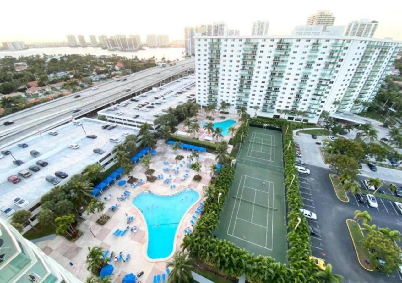Zen Vacation Rentals Modern Penthouse Across Ocean Μαϊάμι Μπιτς Εξωτερικό φωτογραφία